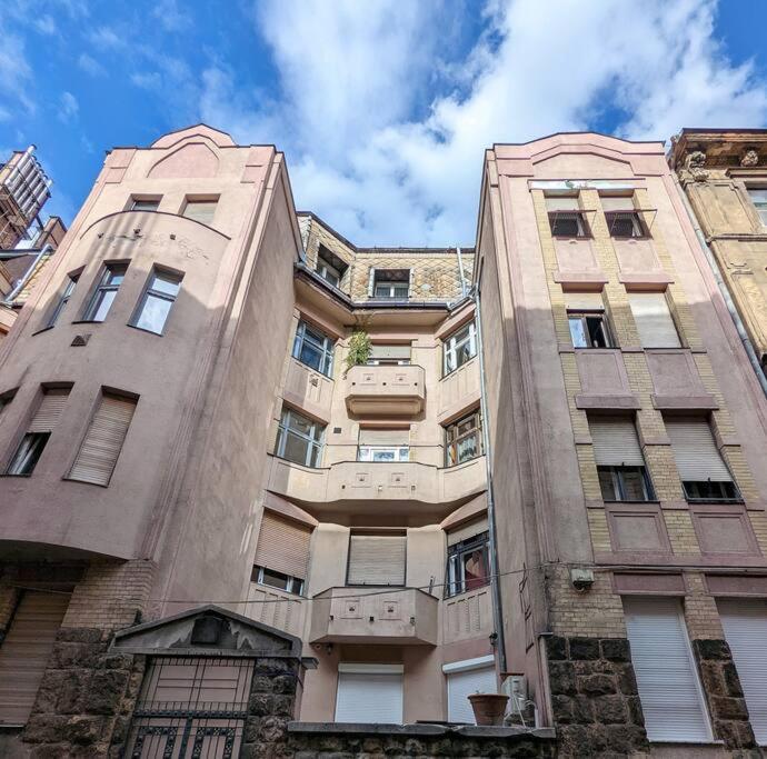 Spacious 4Br Oasis In Central Budapest - Bp Sky Eksteriør bilde